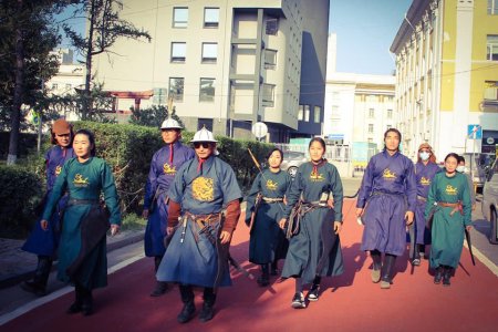 Намнаа Академийн тамирчид Дээлтэй Монгол өдөрлөгт оролцов